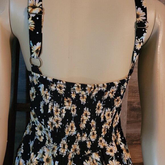 Wild Fable Floral Cropped Jumpsuit L Pockets Boho Cottagecore Country Girl - Picture 5 of 14